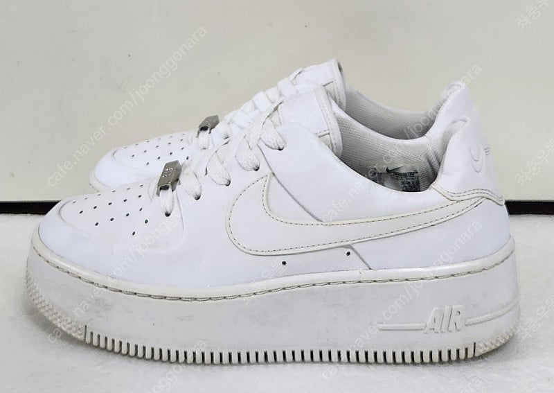 [250] 나이키w 에어포스 세이지 로우 트리플화이트 AF1SAGE 천연소가죽 레더LTR 올백화이트흰색 플랫폼 키높...--1