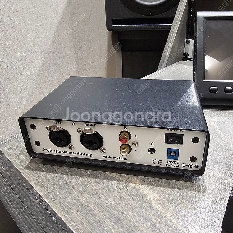 루퍼트니브 복각 헤드폰 엠프 팝니다--1