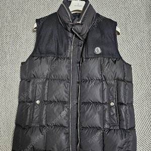 몽클레어 패딩베스트 cersa gilet