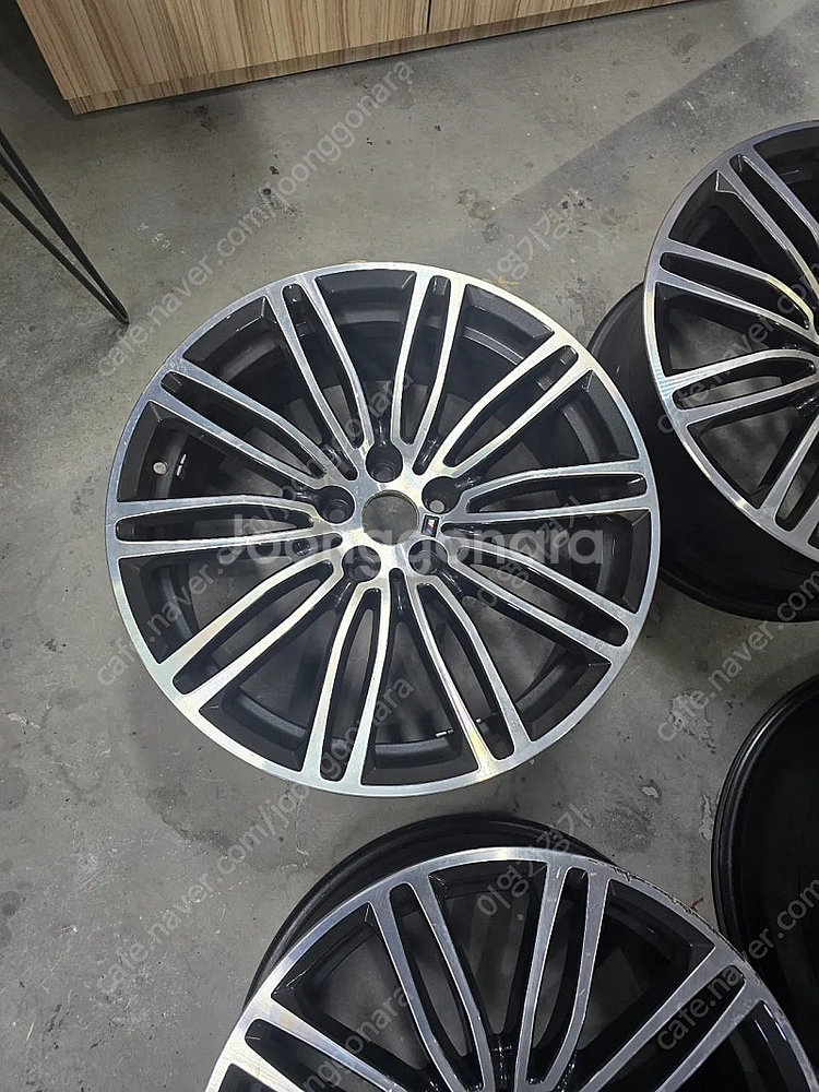 bm g30 530d 664m 휠만 팝니다 60만--3
