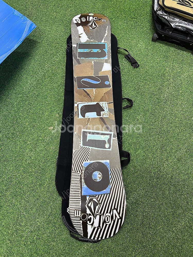 나이트로x볼컴 비스트 스노우보드/바인딩/휠백 팝니다--1