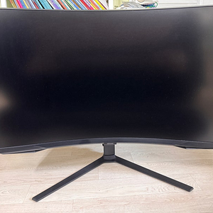 삼성전자 오디세이 Neo G7 S32BG750 32인치 4k uhd 165hz mini led 판매합니다.