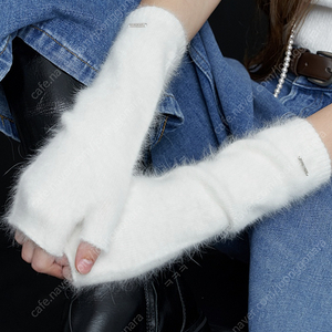 새제품 [러브미몬스터] Basic Angora Arm Warmer_White (워머, 손토시)