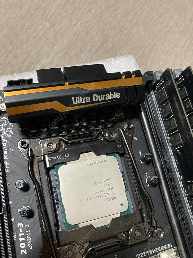 민트급 X99-UD4보드 + CPU + DDR4 32GB세트로 팝니다--4