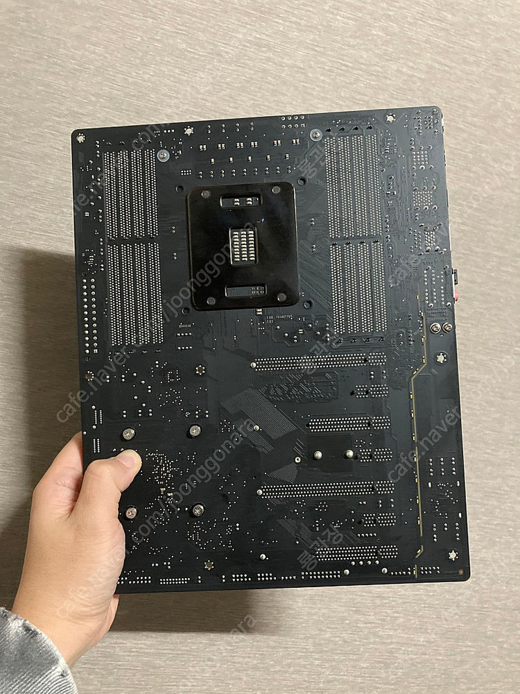 민트급 X99-UD4보드 + CPU + DDR4 32GB세트로 팝니다--7