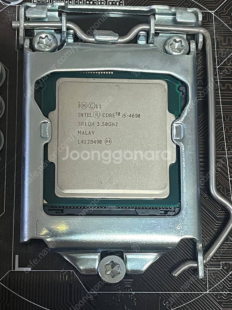 i5-4690 애즈락 b85m 메모리 8g 팝니다--0