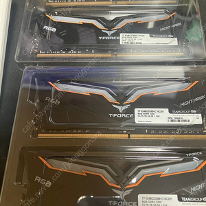 팀그룹 ddr4 night hwak 8g x4장 팔아요