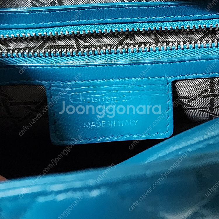 디올 레이디백 유색 블루 미디움 새상품급--2