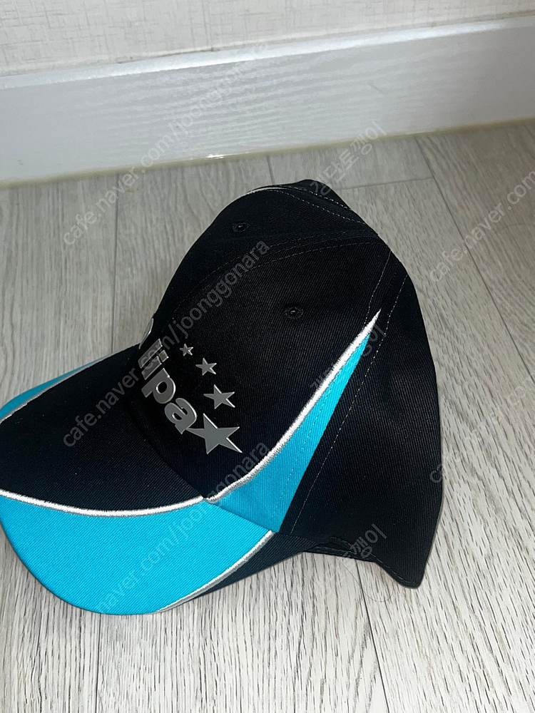 두아리파 굿즈 모자 이미지