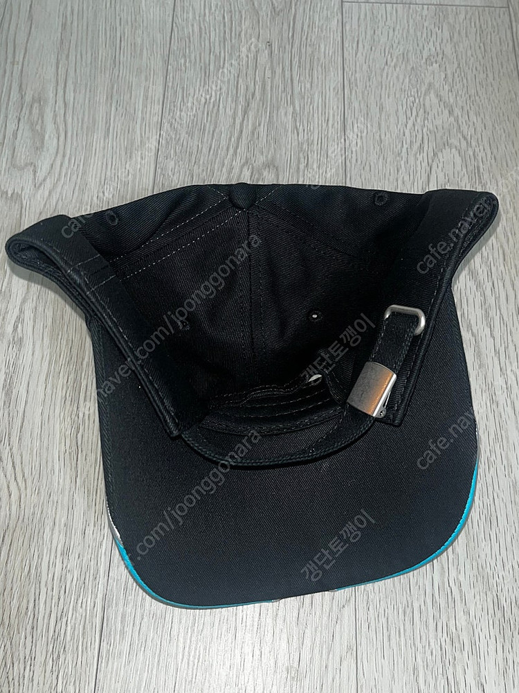 두아리파 굿즈 모자 이미지