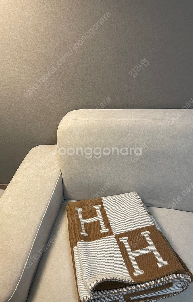 에르메스 담요 아발론 블랭킷 카멜 골드--1