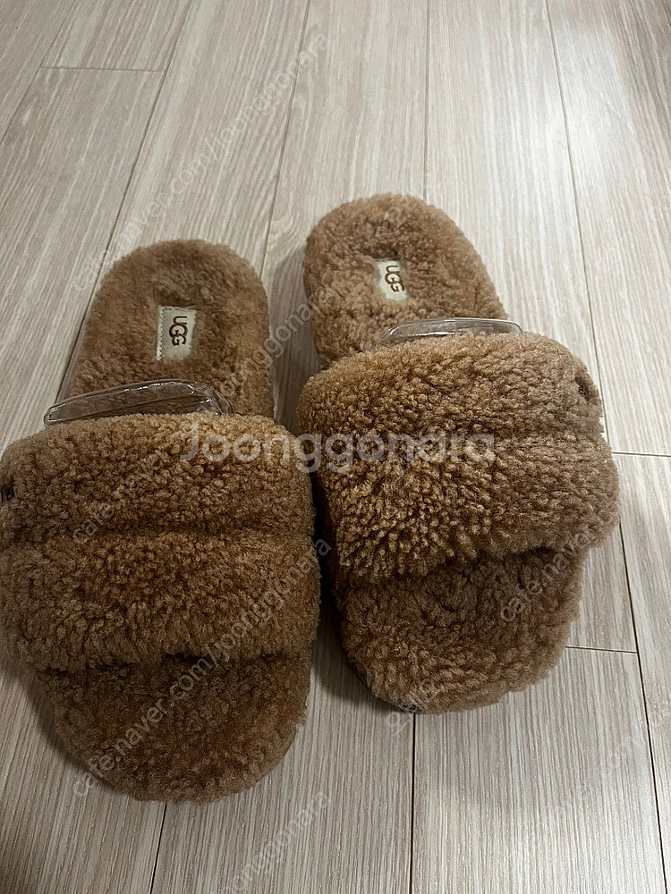 어그 코제타 7사이즈--0
