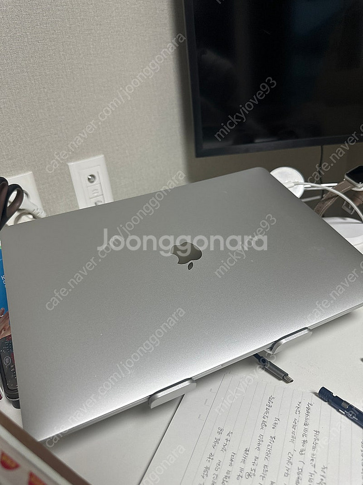맥북프로 2019, 터치바 15인치--0