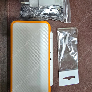 뉴 닌텐도 2ds xl 오렌지화이트+튀동숲