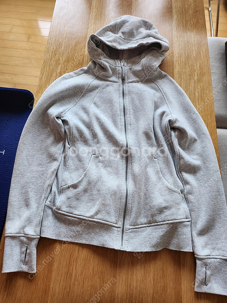 룰루레몬 스쿠바 후디 라이트그레이 10사이즈--0