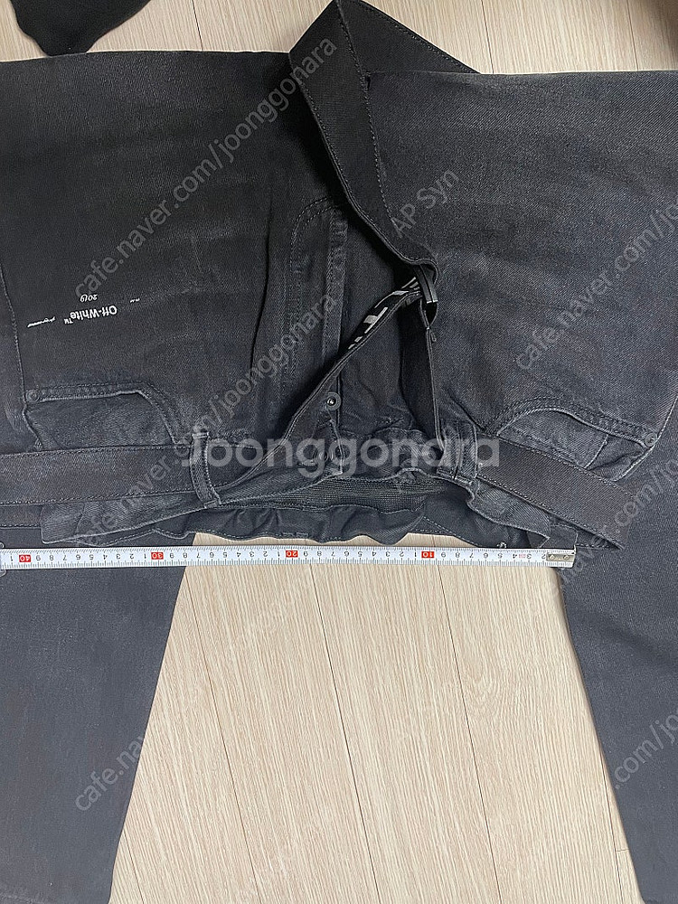 오프화이트 Slim low crotch 블랙진 33--4