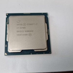 CPU i7-9700, i3-6100T