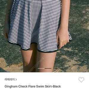 라메레이 Gingham Check Flare Swim Skirt-Black 스커트