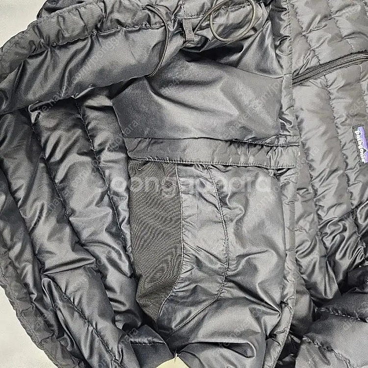 파타고니아경량패딩--3