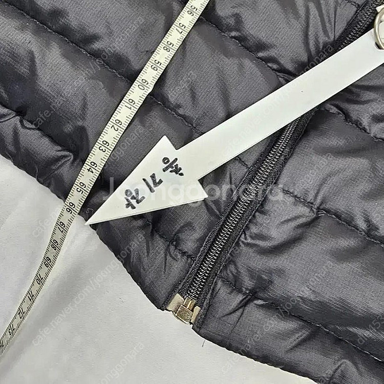 파타고니아경량패딩--8