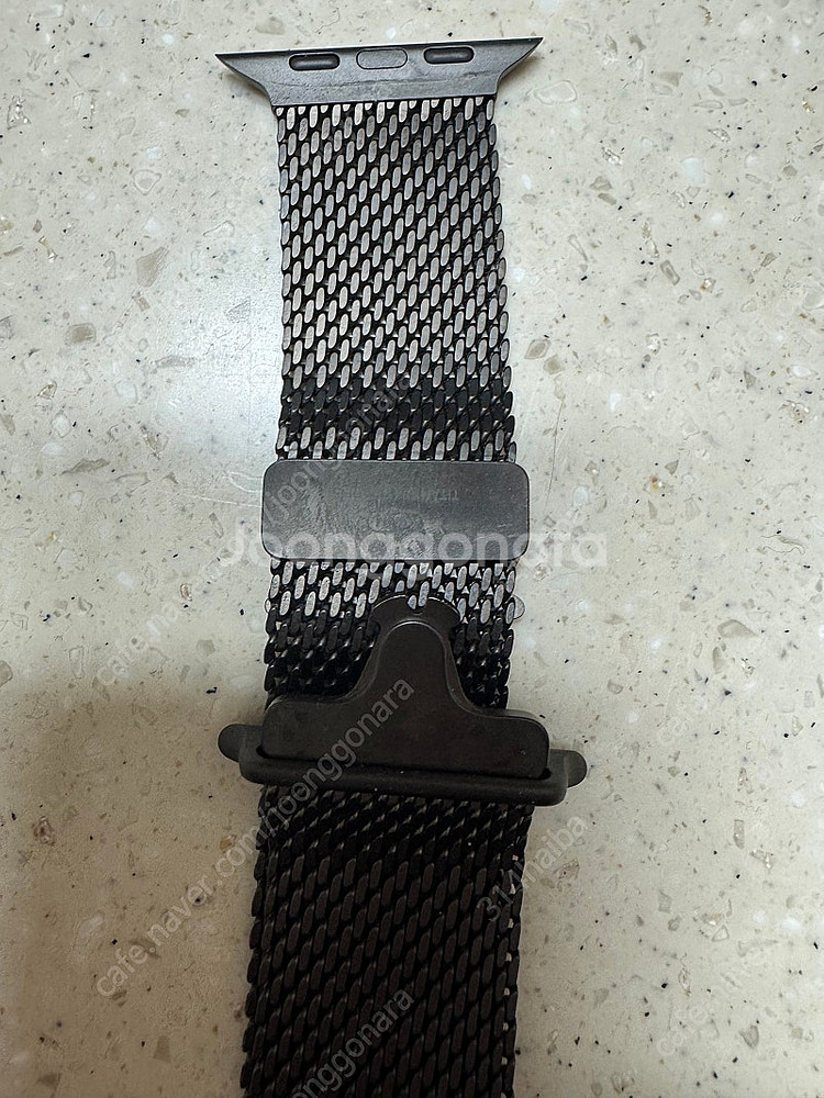 애플워치 티타늄 블랙 밀레니즈루프 49mm--1