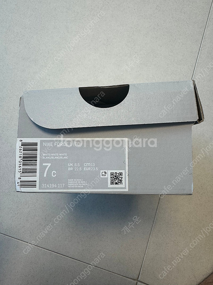 나이키 키즈 에어포스1 130mm 새상품 팝니다.--4