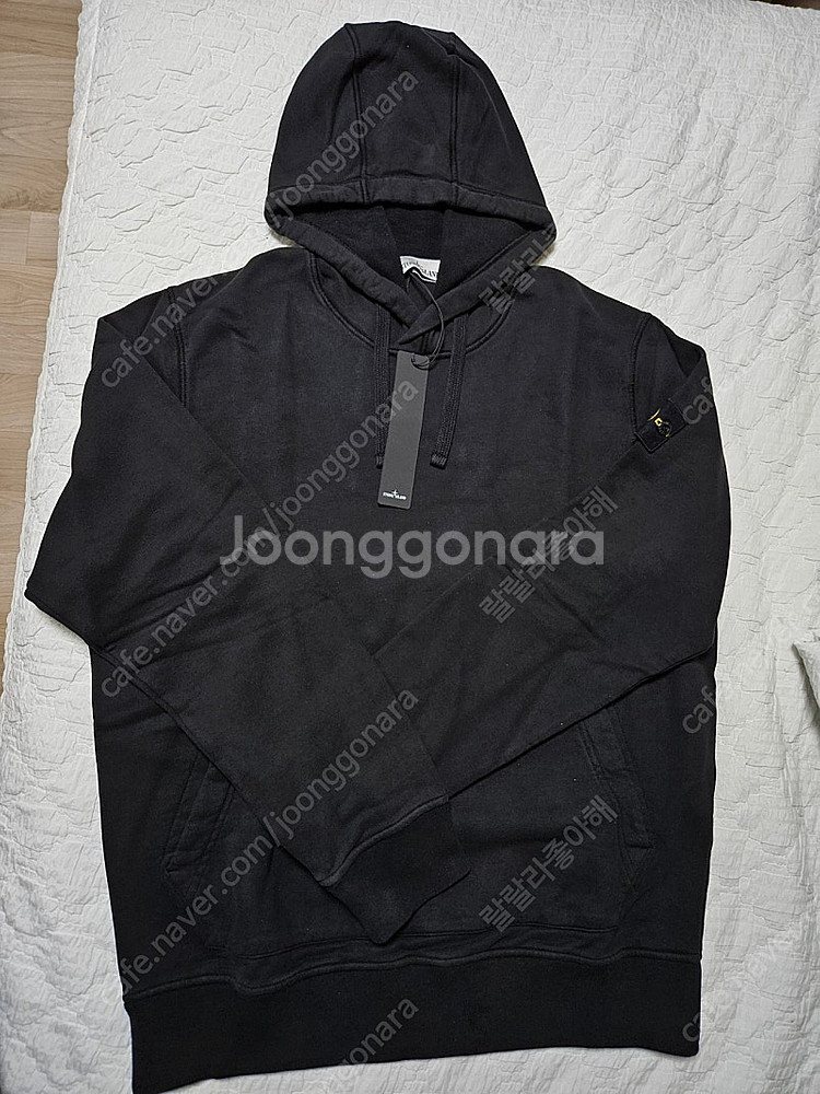 스톤아일랜드 22FW 후드티 블랙--1