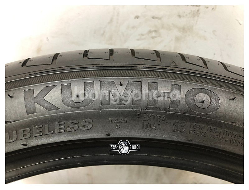 중고타이어 금호타이어 TA91(마제스티) 245/40R...--2