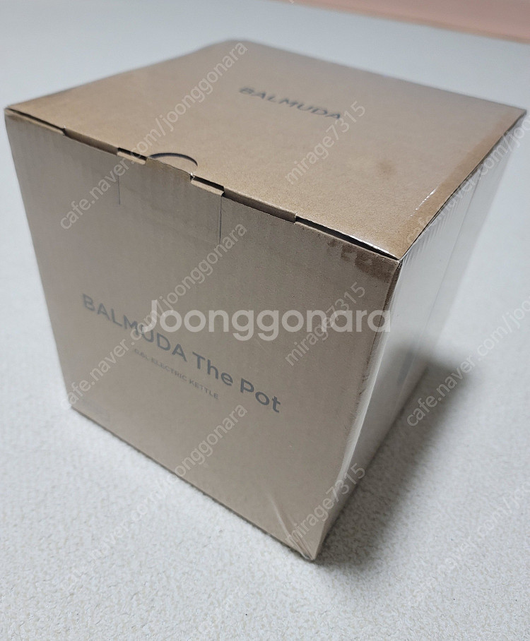 발뮤다더팟 화이트 BALMUDA The Pot (K07B-WH) - 미개봉신품 택포11.5--1