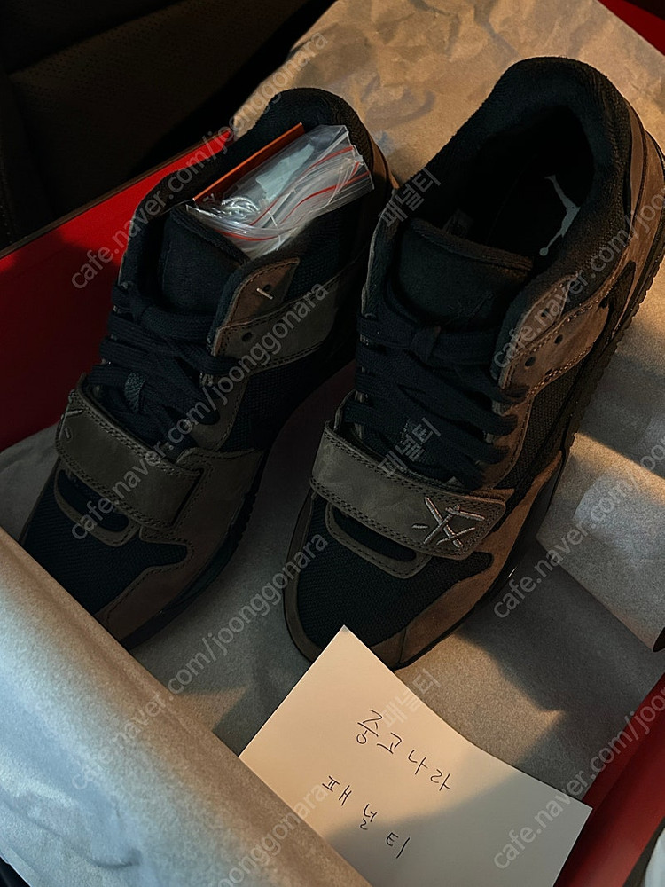 (270) 조던 x 트래비스 스캇 점프맨 잭 TR 블랙 앤 다크모카--1