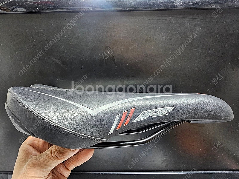 본트레거 R 안장 판매합니다--2