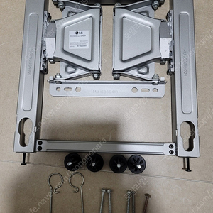 LSW350A LG이지슬림벽걸이 브라켓 판매 대구 직거래