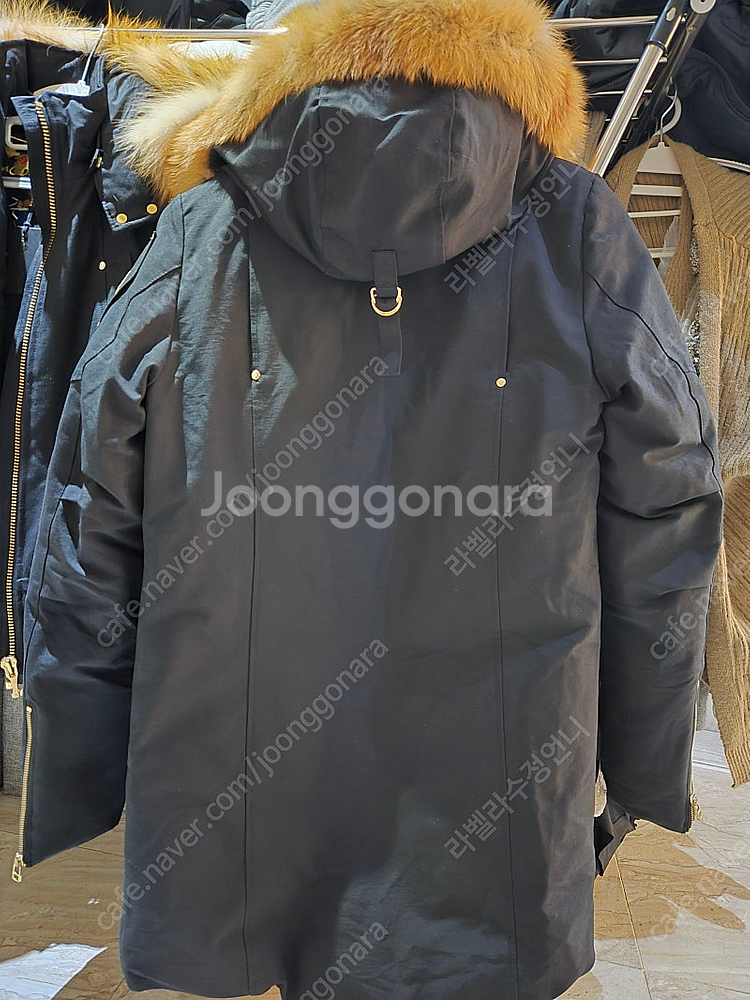 무스너클 남성롱패딩 골드에디션 한정판xs거의새거--1