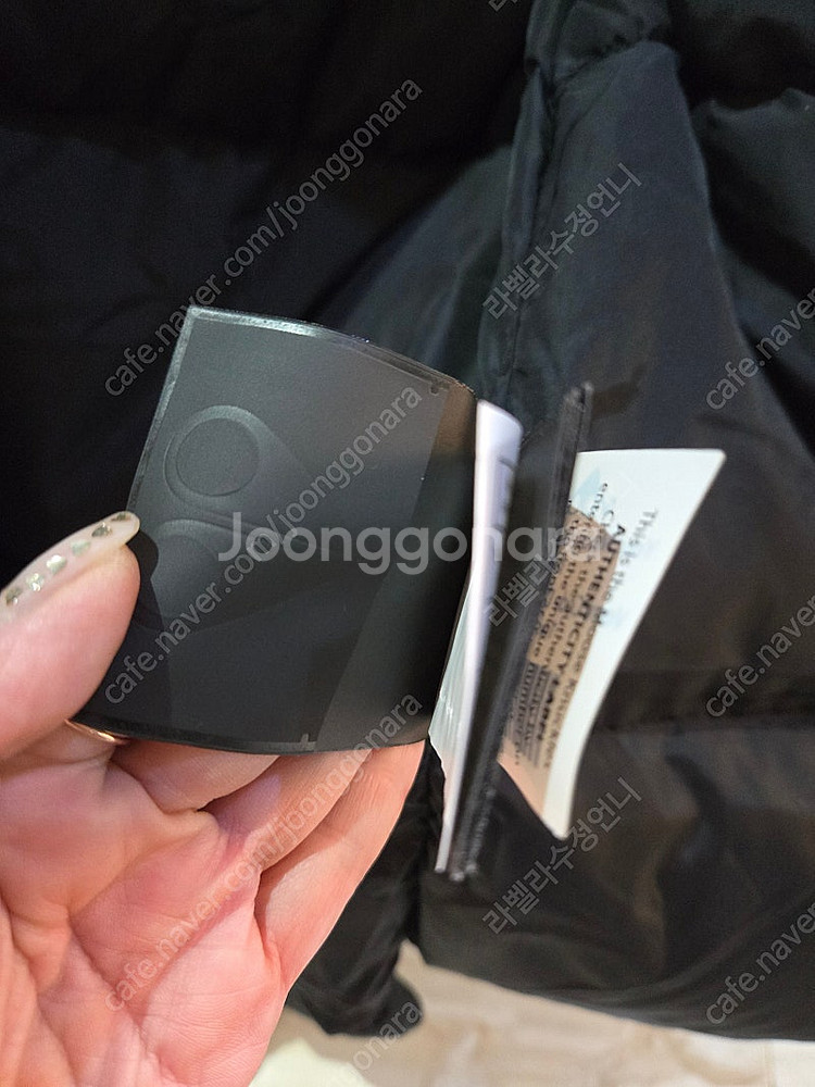 무스너클 남성롱패딩 골드에디션 한정판xs거의새거--6