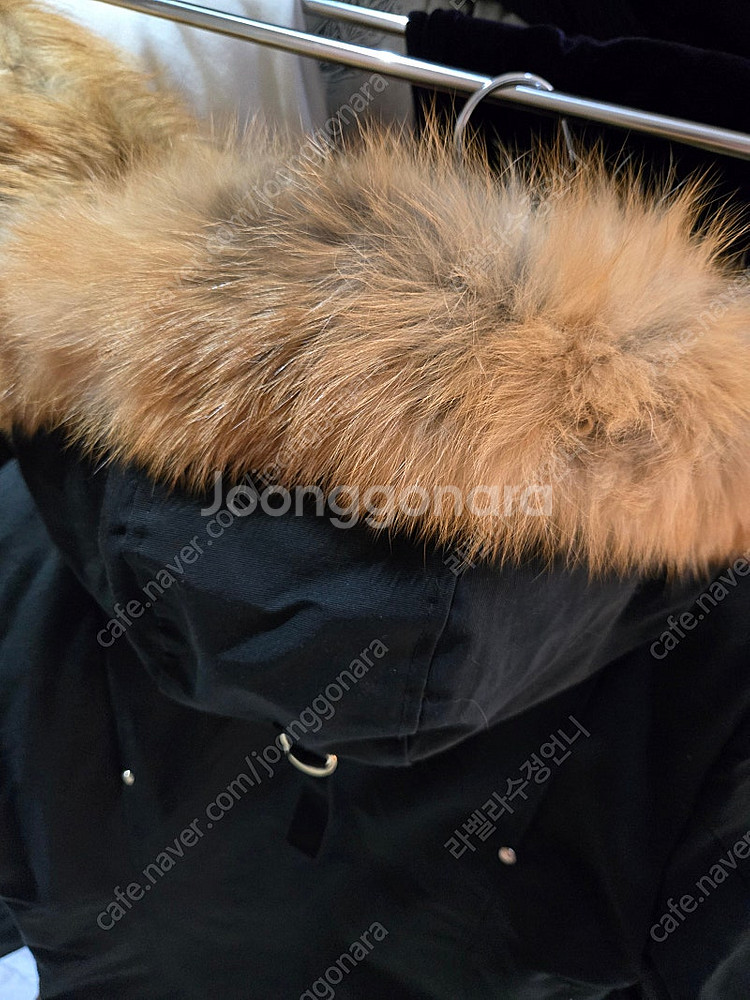 무스너클 남성롱패딩 골드에디션 한정판xs거의새거--9