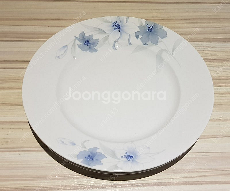 빈티지/요업개발 푸른색나리꽃접시25.3cm--1