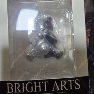 bright arts 모노쿠마 피규어 팝니다.