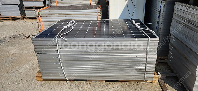 국산 400와트 태양광패널 중고 판매합니다.--1