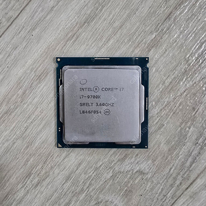 인텔 I7 9700K + MSI B360M 박격포 티타늄