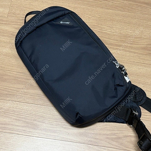 팩세이프 바이브 325 슬링백 도난방지 가방