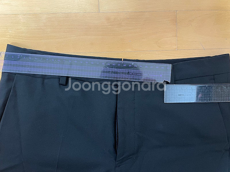 DKNY 블랙 슬랙스 32 & 34사이즈 팝니다--6