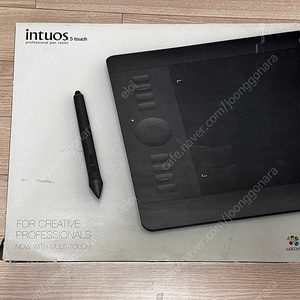 와콤 Intuos 5 인튜어스 5 Medium (PTH-650) 풀박스 팝니다.