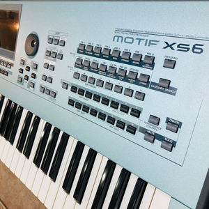 YAMAHA MOTIF XS6 신디사이저 팝니다