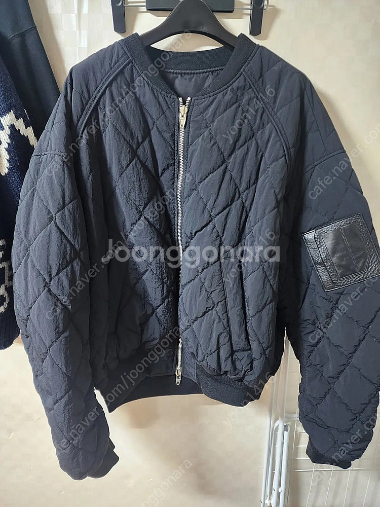 준지 22fw 퀼팅 리버서블 마원 50사이즈 팝니다--0