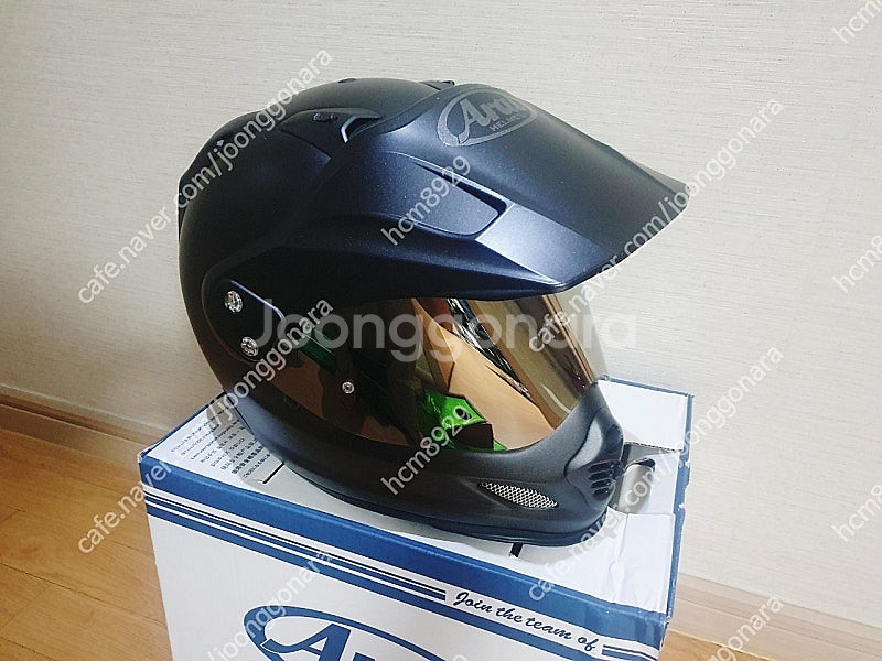 아라이 투어크로스3 신품급 판매합니다.--7