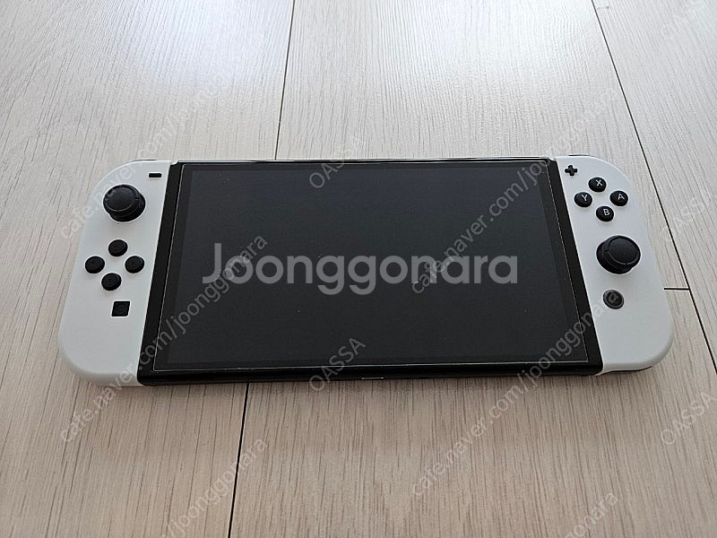 닌텐도 스위치 OLED 화이트+동물의숲 팝니다--1