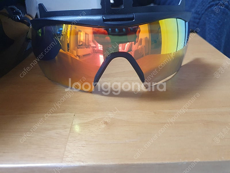 루디프로젝트 헬멧 판매합니다.--2