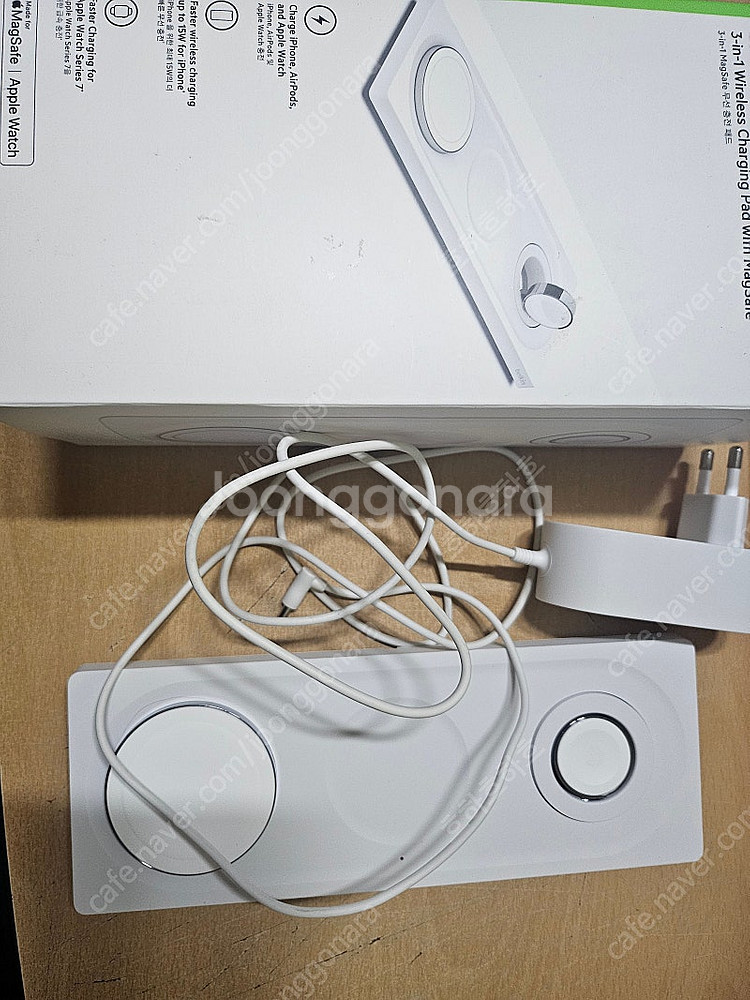 벨킨 3in1무선충전기 WIZ016kr 판매합니다.--4
