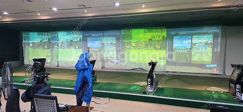 스크린 골프기계 GTS 중고 싸게 팝니다.(현재도 아주 유명한 스크린골프 기계, AS잘됨)--0