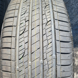 [판매] 금호 크루젠 KL33 넥센 RH7 255/60R18 24년 임판 타이어 팝니다